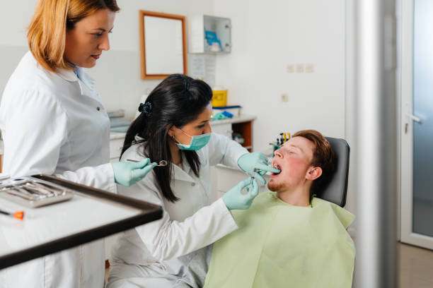 Best Mobile Emergency Dentist in Van Alstyne, TX